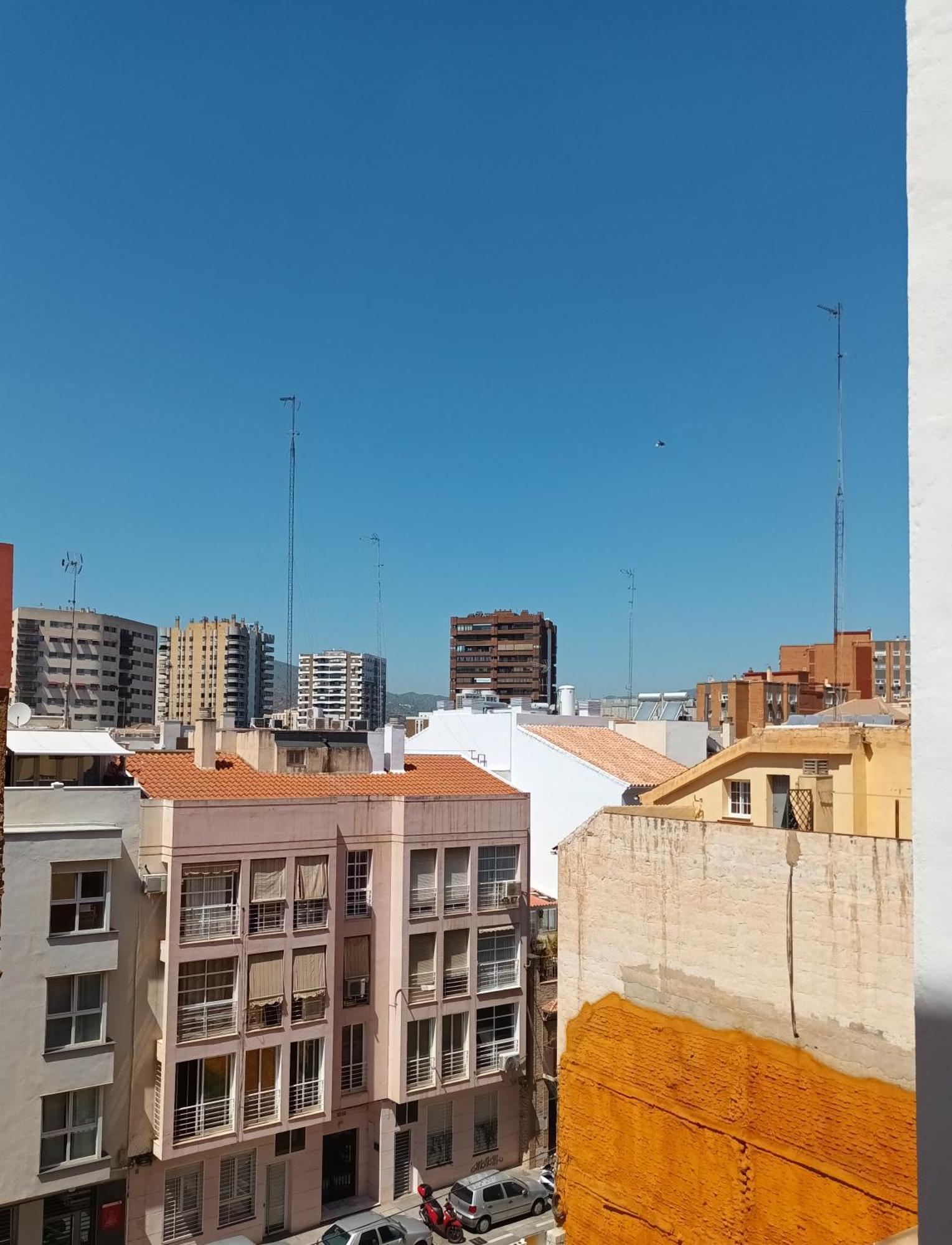 Apartamento Vacacional Cuarteles Málaga Extérieur photo