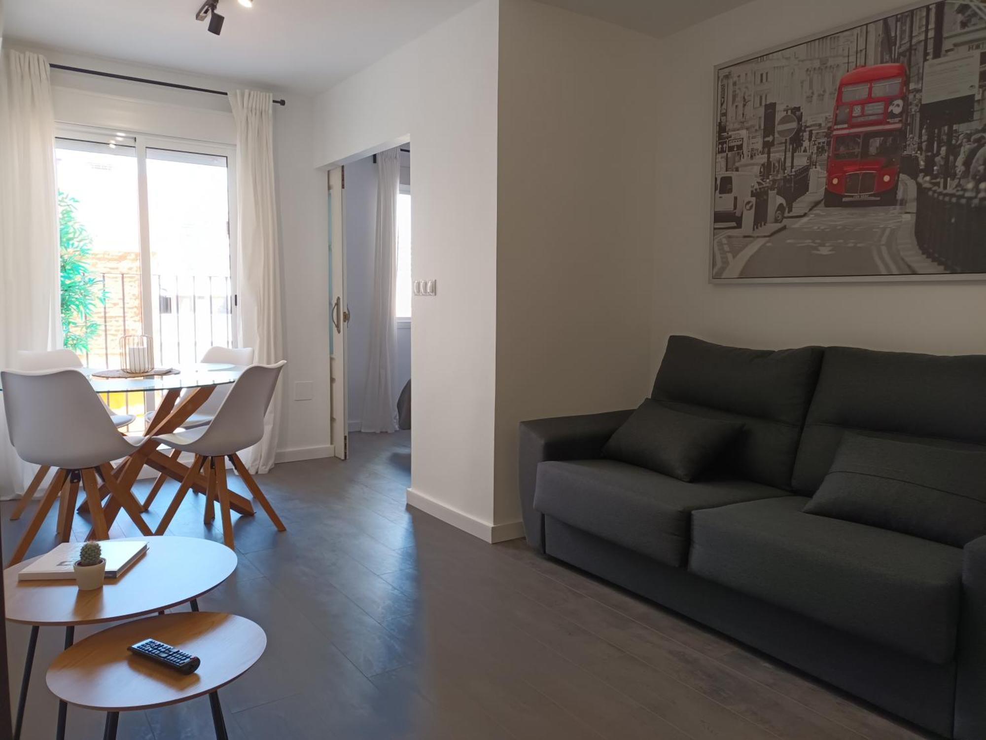 Apartamento Vacacional Cuarteles Málaga Extérieur photo