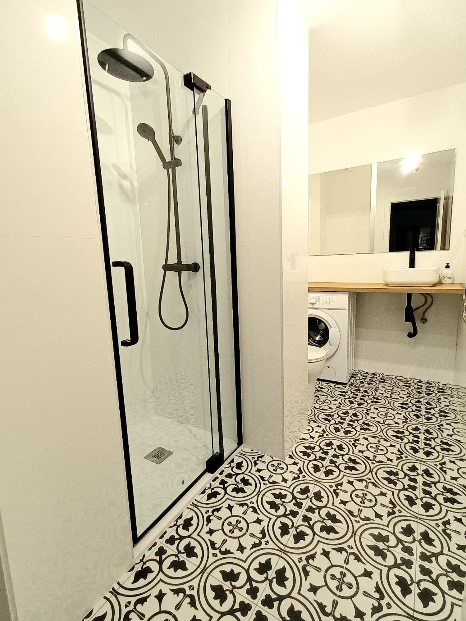 Apartamento Vacacional Cuarteles Málaga Extérieur photo
